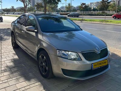 Škoda Octavia 2ème main, 2014, main privée