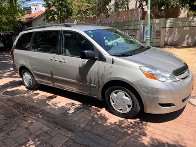 Toyota Sienna 2nd hand, 2008