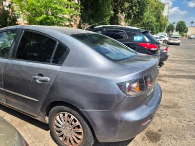 Mazda 3 2nd hand, 2006, private hand