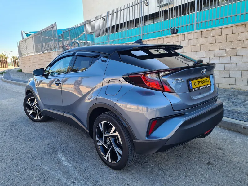 Toyota C-HR 2nd hand, 2023, private hand