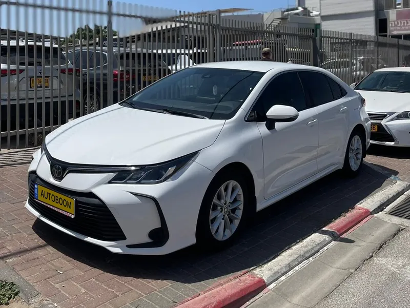 Toyota Corolla 2nd hand, 2021