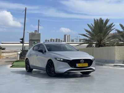 מאזדה 3, 2022, תמונה