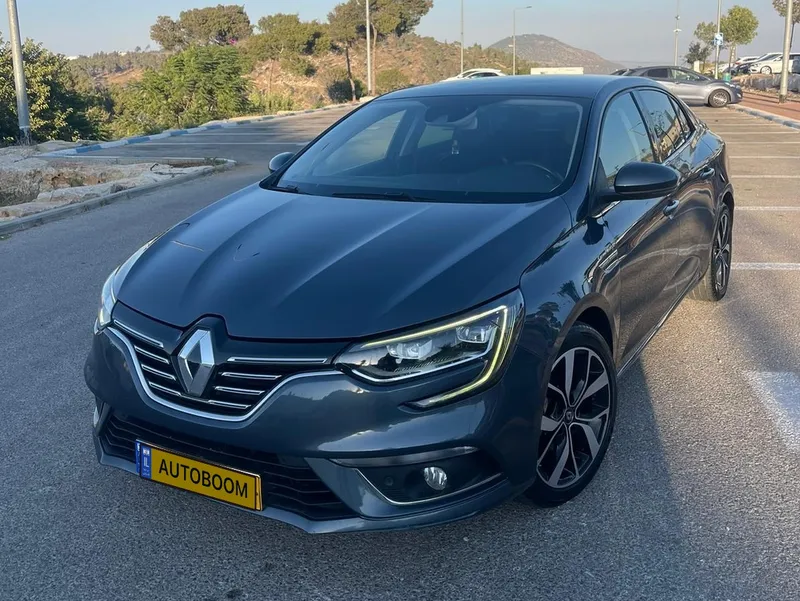 Renault Megane 2nd hand, 2019, private hand