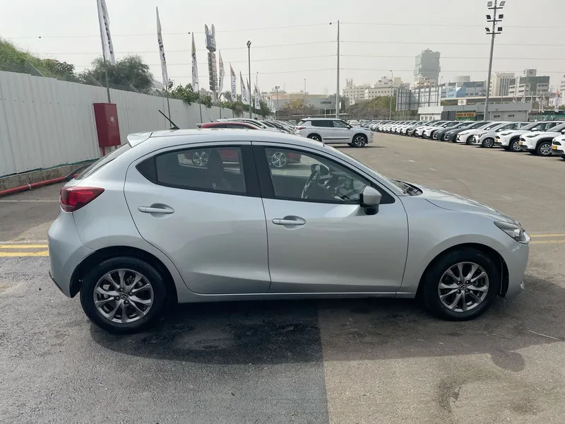 Mazda 2 с пробегом, 2022