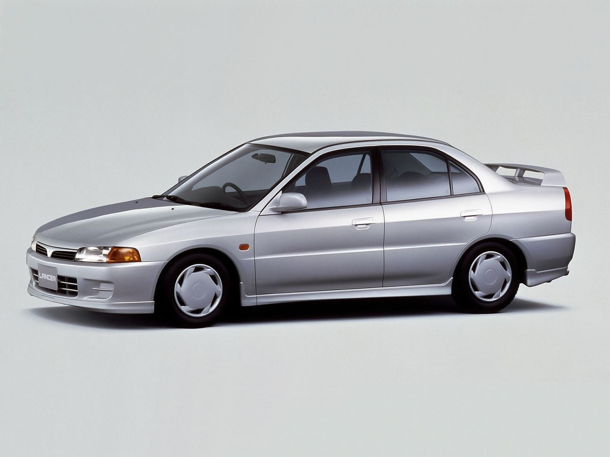 Mitsubishi Lancer 1995. Carrosserie, extérieur. Berline, 8 génération