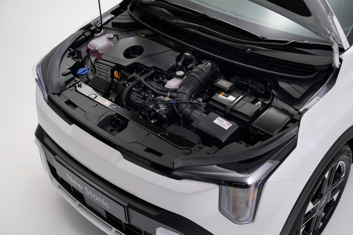 Kia Stonic 2025. Двигатель. SUV 5 дв., 1 поколение, рестайлинг 2