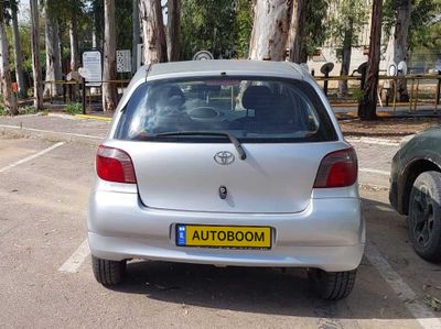 Toyota Yaris с пробегом, 2002, частная рука