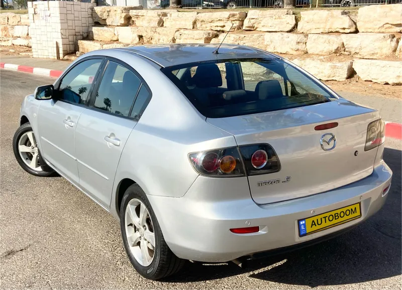 Mazda 3 2nd hand, 2004