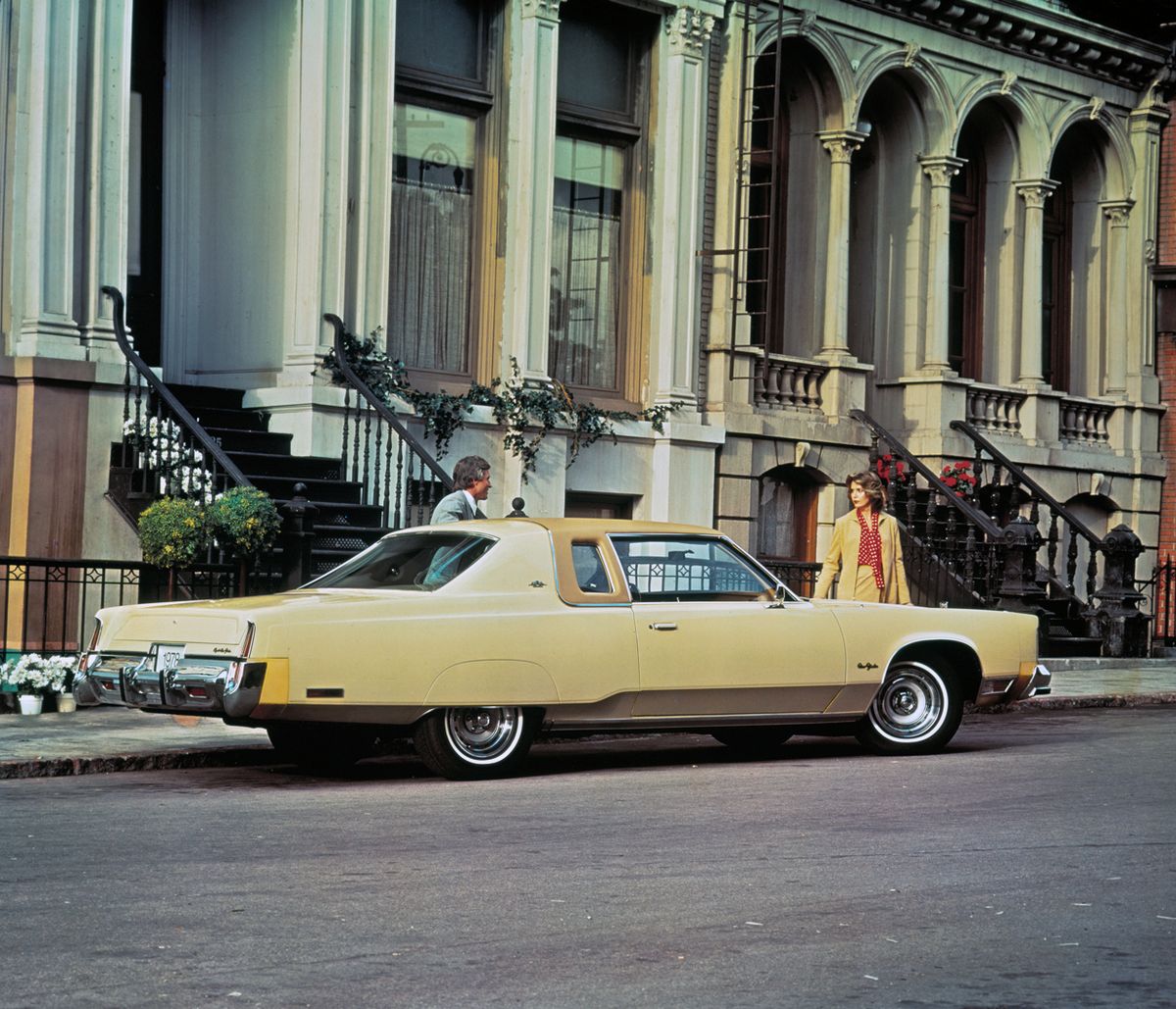 كرايسلر نيويوركر 1974. الهيكل، المظهر الخارجي. كوبيه هاردتوب, 9 الجيل