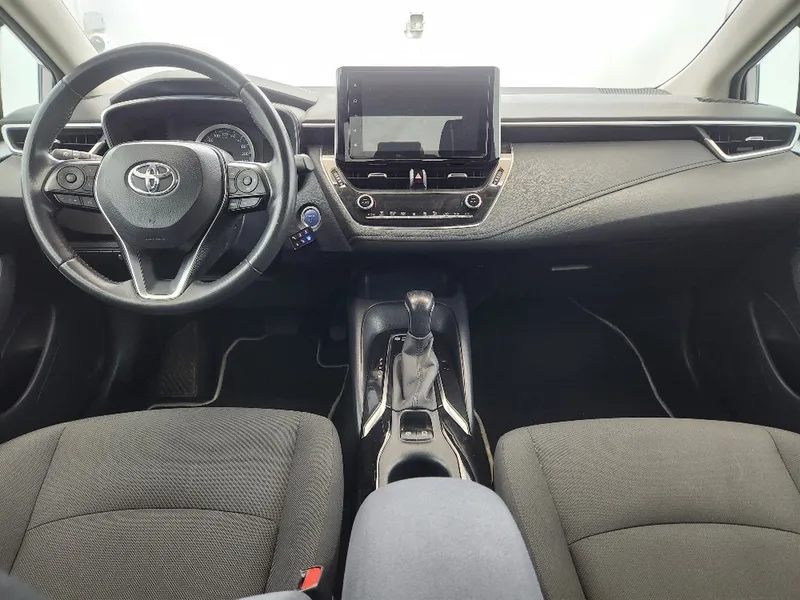 Toyota Corolla с пробегом, 2021