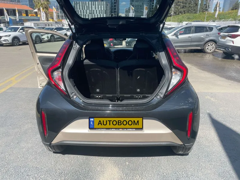 Toyota Aygo с пробегом, 2023