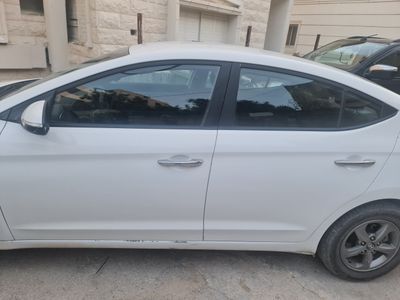 Hyundai Elantra с пробегом, 2016, частная рука