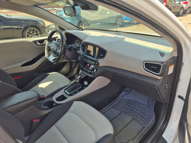 Hyundai IONIQ с пробегом, 2018