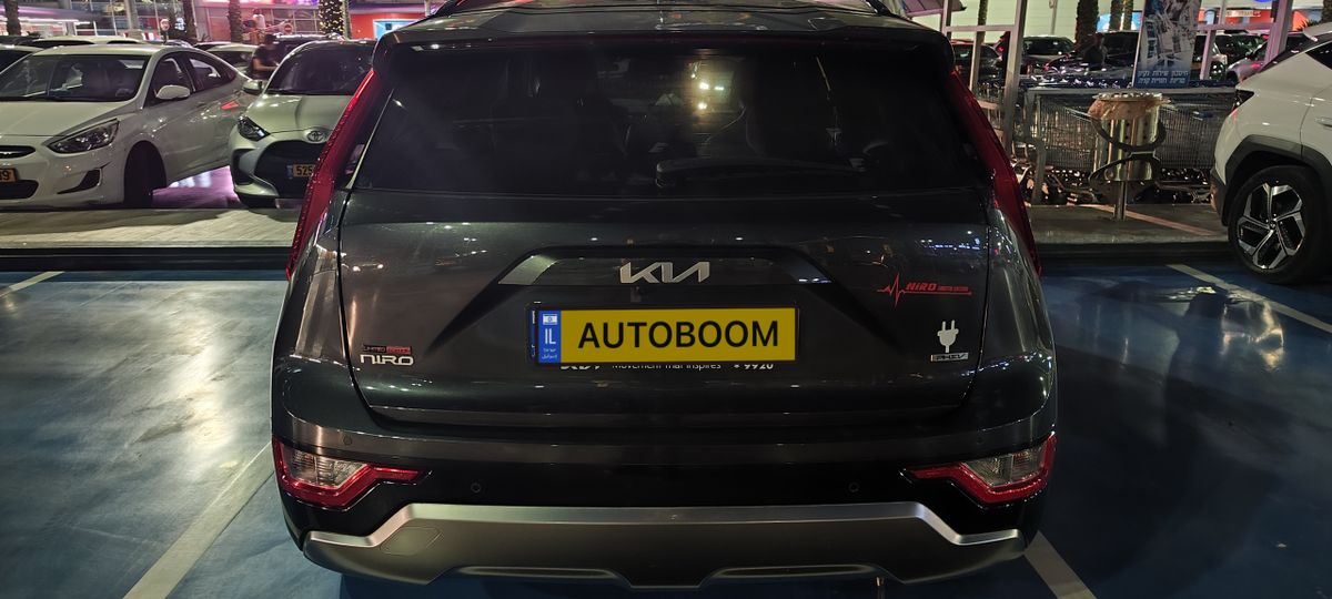 Kia Niro 2nd hand, 2023, private