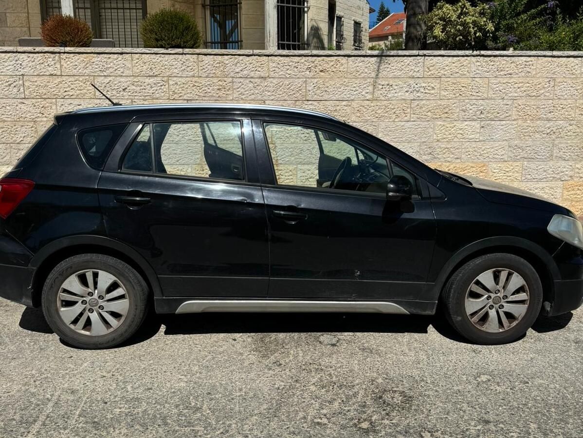 סוזוקי SX4 יד 2 רכב, 2014, פרטי