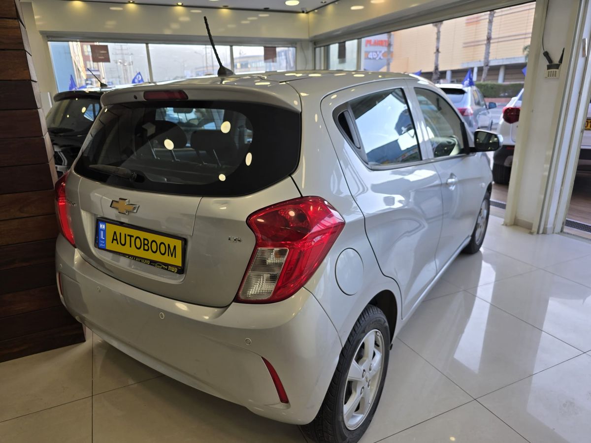 Chevrolet Spark с пробегом, 2017