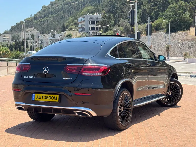 Mercedes GLC 2nd hand, 2022, private