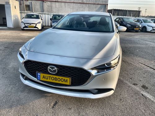 Mazda 3, 2025, photo
