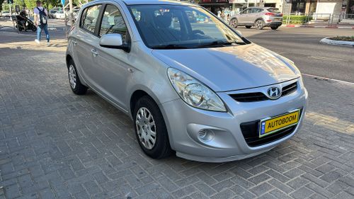 Hyundai i20, 2011, photo