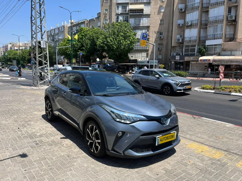 טויוטה C-HR יד 2 רכב, 2021, פרטי