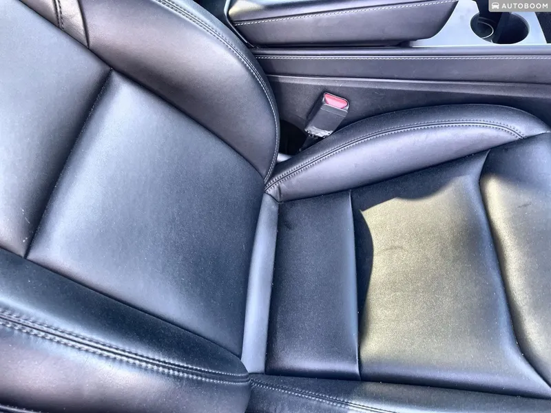 Tesla Model Y 2nd hand, 2023, private