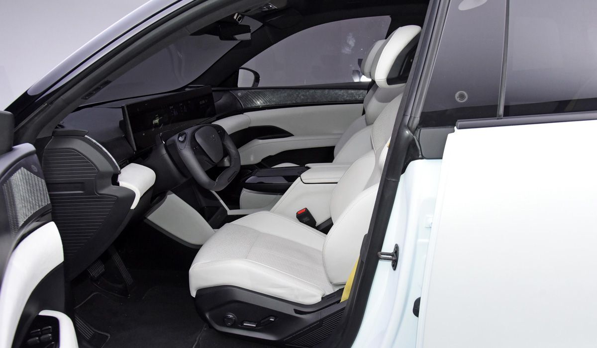 Jidu Robo-01 2022. Front seats. SUV 5-doors, 1 generation