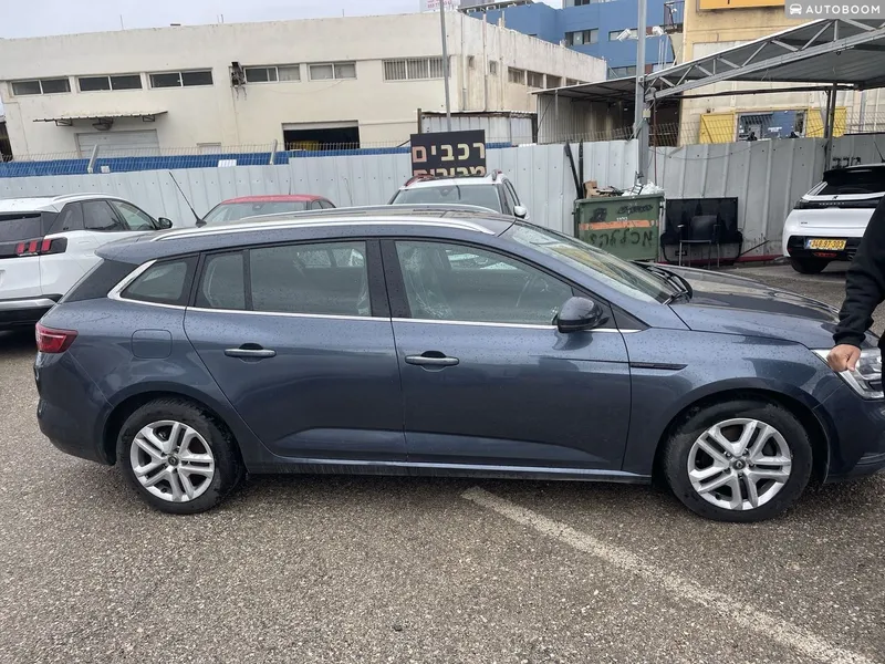 רנו מגאן יד 2 רכב, 2021, פרטי