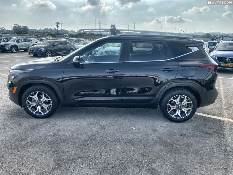 Kia Seltos 2nd hand, 2023, private