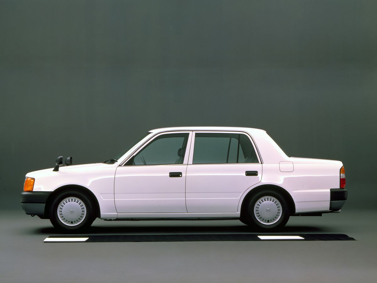 טויוטה קומפורט 1995. מרכב, צורה. סדאן, 1 דור