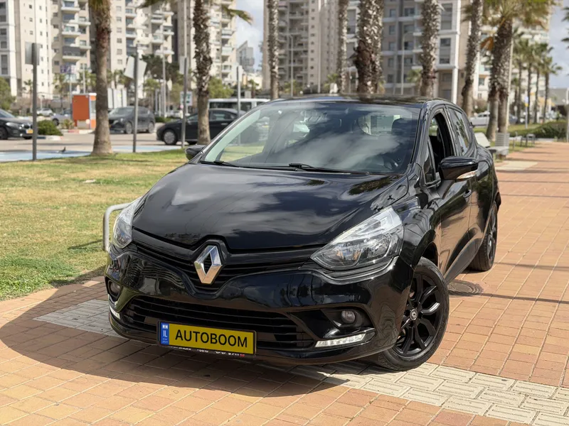 Renault Clio 2nd hand, 2017, private
