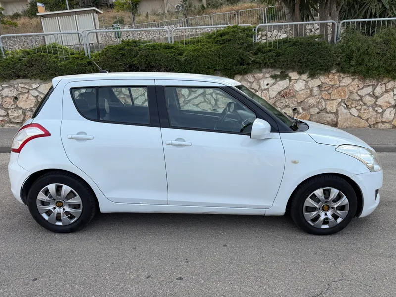 Suzuki Swift 2nd hand, 2013, private hand