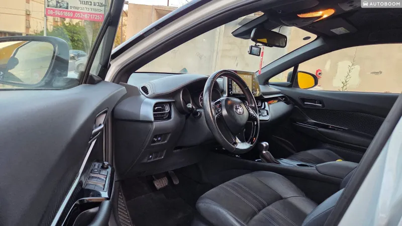 טויוטה C-HR יד 2 רכב, 2021, פרטי