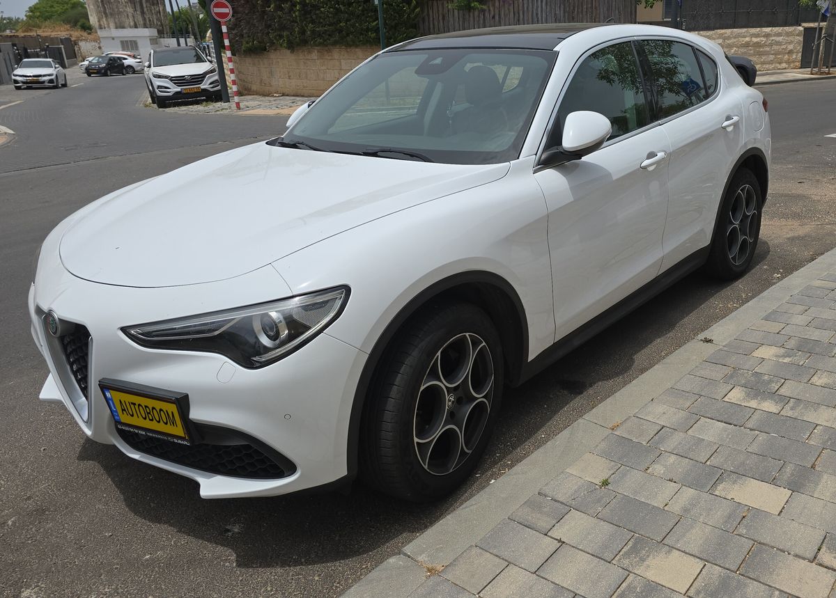 Alfa Romeo Stelvio 2nd hand, 2018, private hand