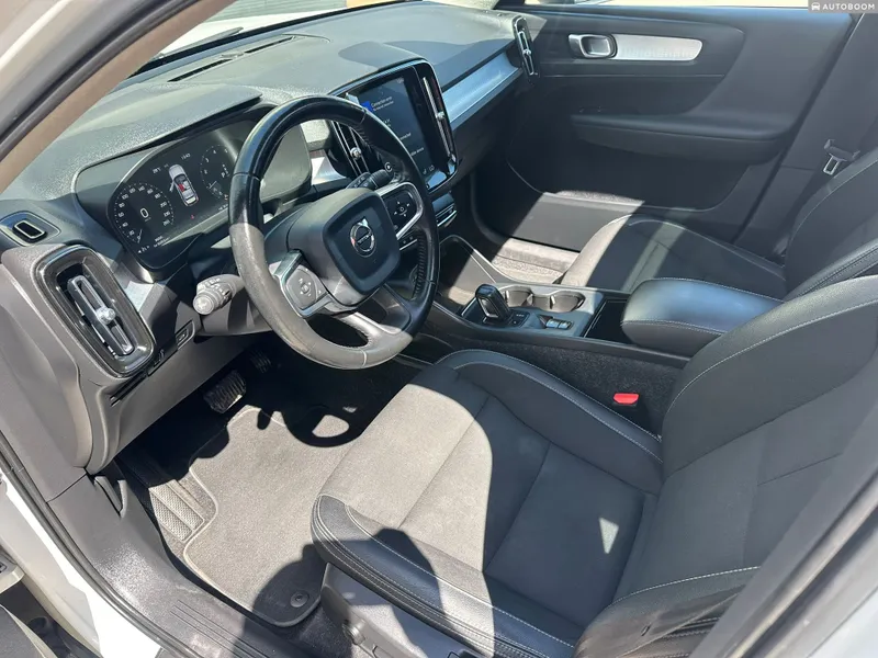 וולוו XC40 יד 2 רכב, 2019, פרטי