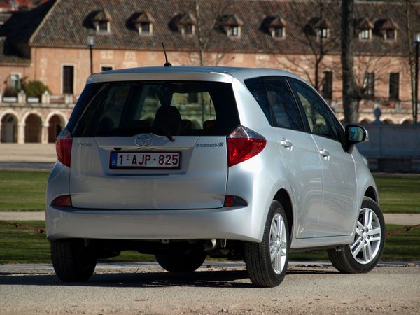 Toyota Space Verso 2010. Bodywork, Exterior. Mini 5-doors, 1 generation