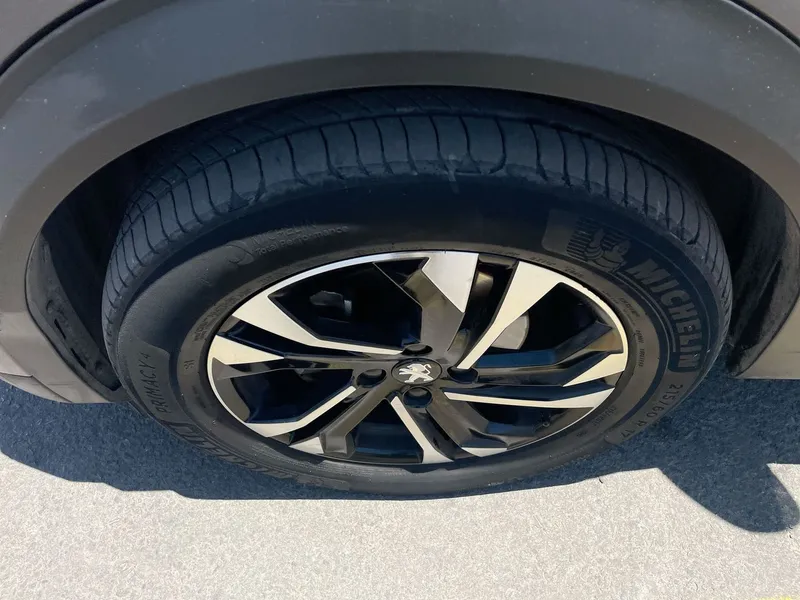 Peugeot 2008 2nd hand, 2021