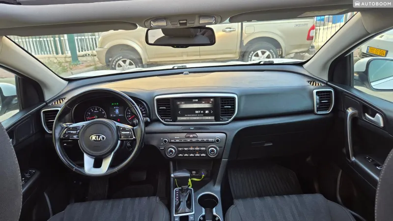 Kia Sportage 2nd hand, 2021, private