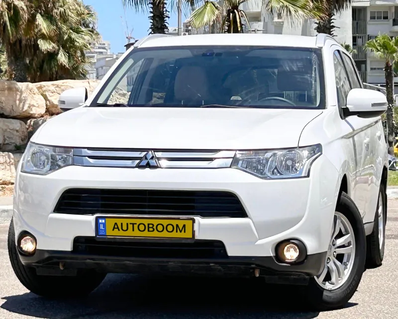 Mitsubishi Outlander 2ème main, 2015, main privée
