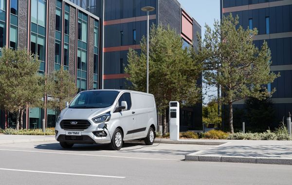 Ford Transit Custom 2017. Carrosserie, extérieur. Fourgonnette Long, 1 génération, restyling