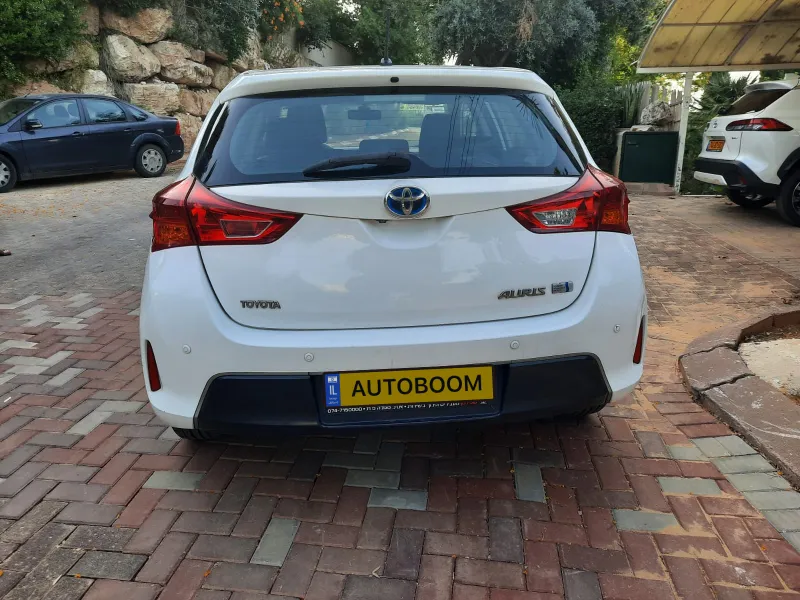 Toyota Auris 2nd hand, 2013, private hand