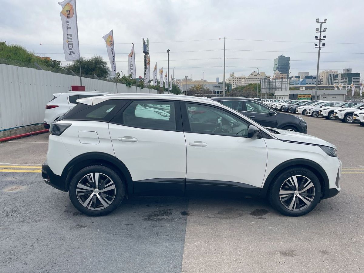 Peugeot 3008 с пробегом, 2022, частная рука
