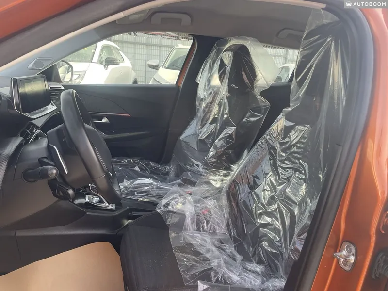 Peugeot 2008 2nd hand, 2020, private