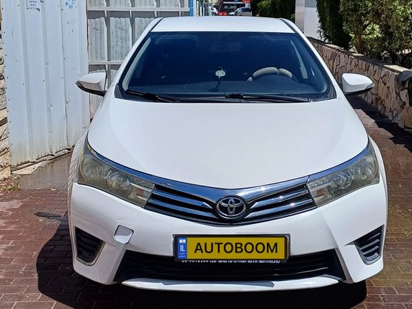 Toyota Corolla с пробегом, 2015, частная рука