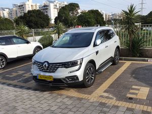 רנו קולאוס‏, 2020, תמונה