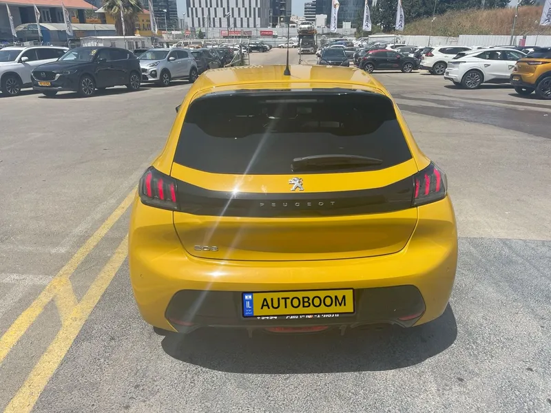 Peugeot 208 с пробегом, 2021, частная рука