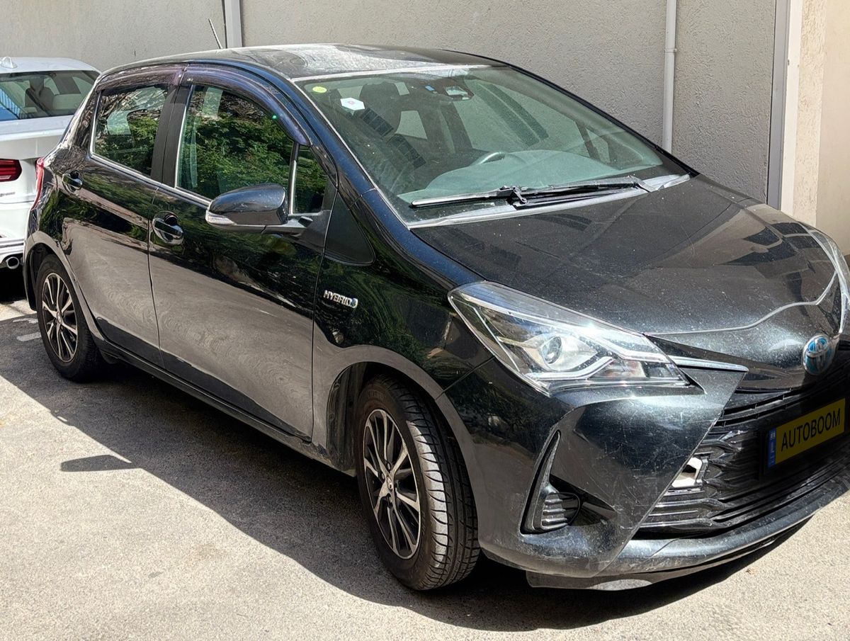 Toyota Yaris с пробегом, 2020, частная рука
