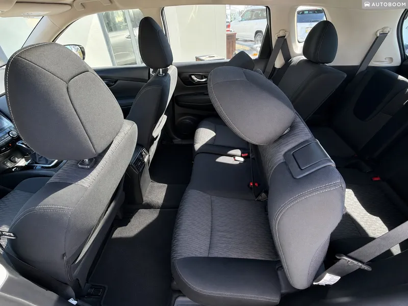 Nissan X-Trail 2nd hand, 2021, private