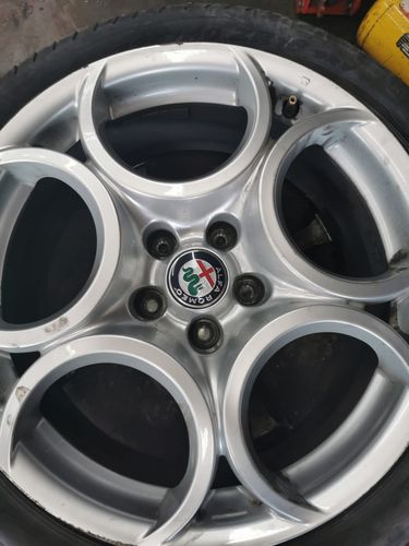 Anton Tires. صورة 5