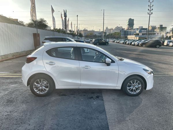 Mazda 2 nouvelle voiture, 2025