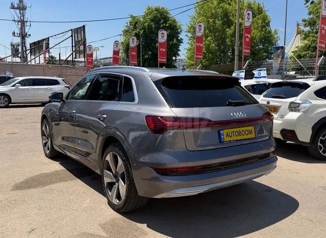 אאודי Q8 e-tron יד 2 רכב, 2019, פרטי